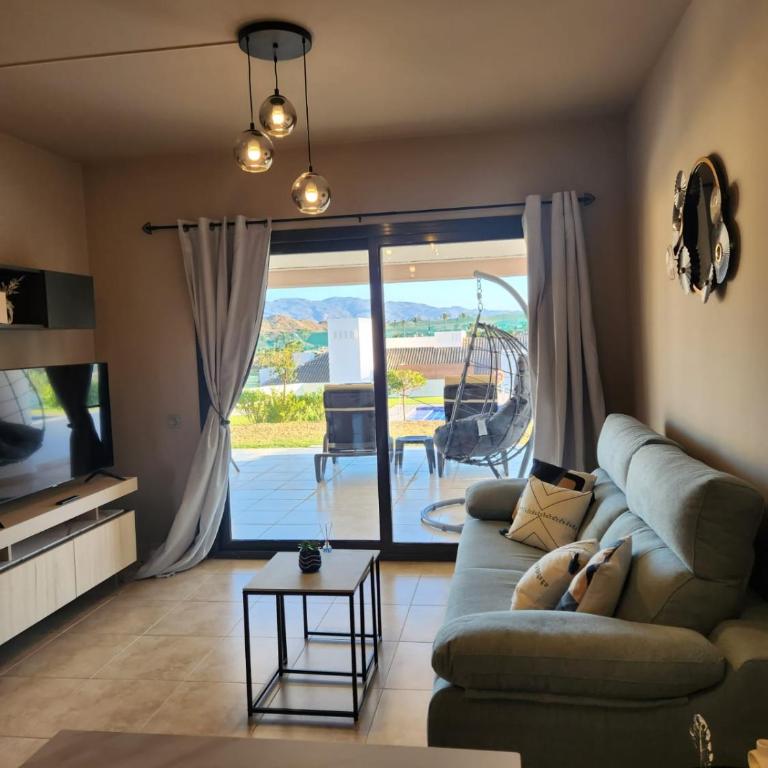 Bajo con vistas a la piscina en Valle del Este Golf - Apartamento - Planta baja - 62