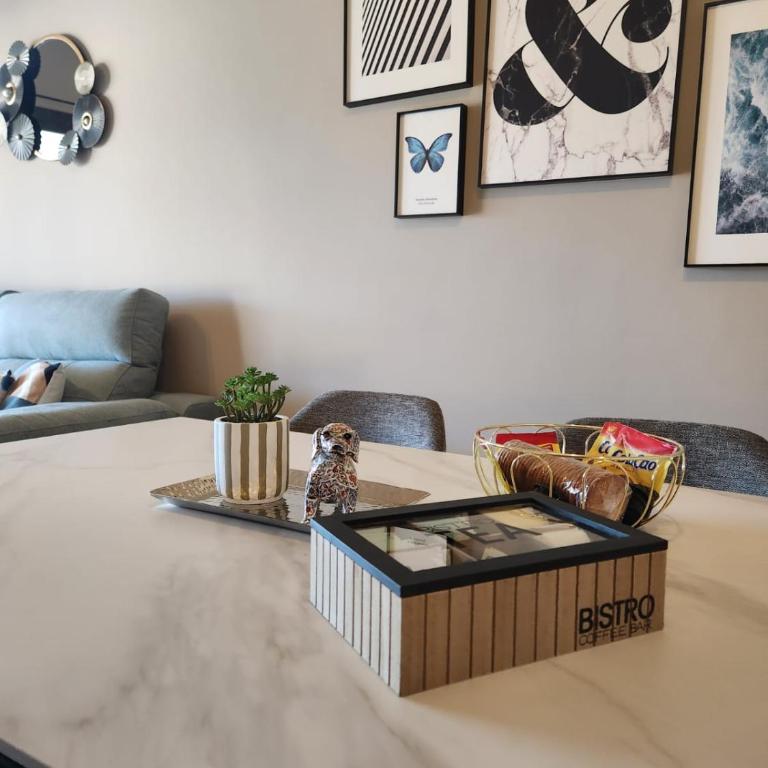 Bajo con vistas a la piscina en Valle del Este Golf - Apartamento - Planta baja - 73