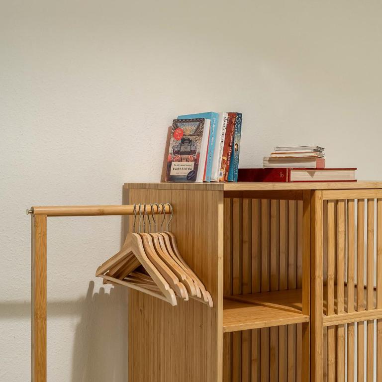 Canela Homes BARCELONA LESSEPS - Three-Bedroom Apartment - 8