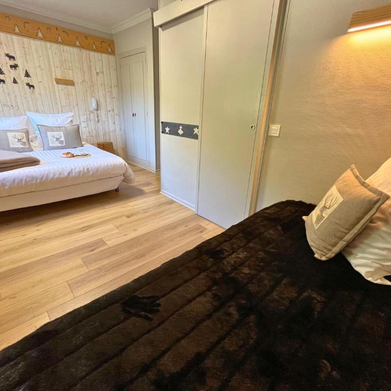 Hôtel La Rencluse - Chambre Triple – Vue sur Montagne - 5