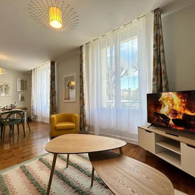 Reims - Place du forum spacieux T2 au centre-ville - Appartamento con 1 Camera da Letto - 9