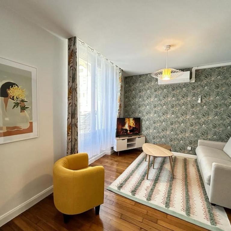 Reims - Place du forum spacieux T2 au centre-ville - Appartamento con 1 Camera da Letto - 12