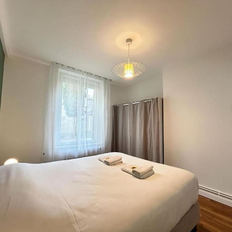 Reims - Place du forum spacieux T2 au centre-ville - Appartamento con 1 Camera da Letto - 22