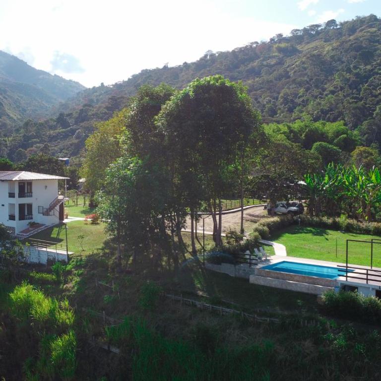 Hotel Campestre El Triunfo - Habitación Doble con balcón - 1