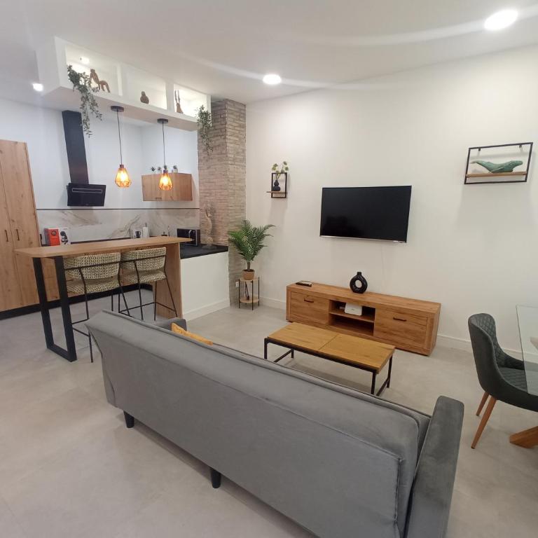 Apartamento moderno junto a estación de tren - Apartment - 5
