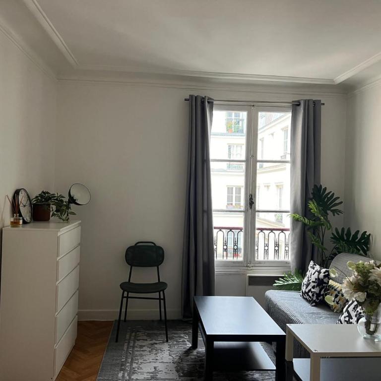 Charmant appartement 9eme - Appartement 1 Chambre - 7
