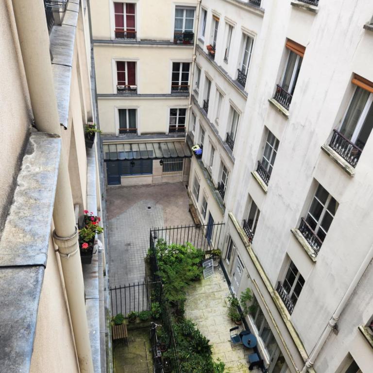 Charmant appartement 9eme - Appartement 1 Chambre - 11
