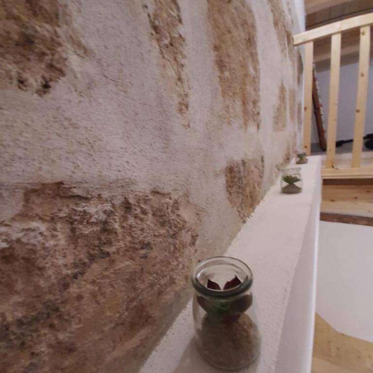 Nice apt in a street in old town - One-Bedroom Apartment - 11