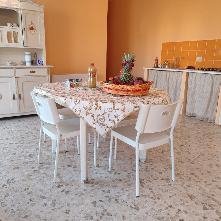 In vacanza da Rita - Appartamento con 2 Camere da Letto e Balcone - 19