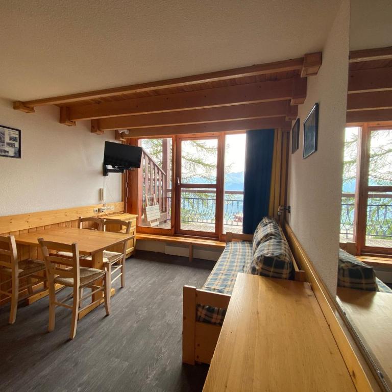 Duplex lumineux skis aux pieds avec balcon - FR-1-346-438 - Studio - 1