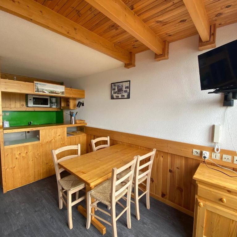 Duplex lumineux skis aux pieds avec balcon - FR-1-346-438 - Studio - 7