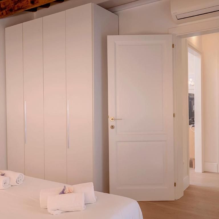 Duomo Florence Apartment - Two-Bedroom Apartment - 19
