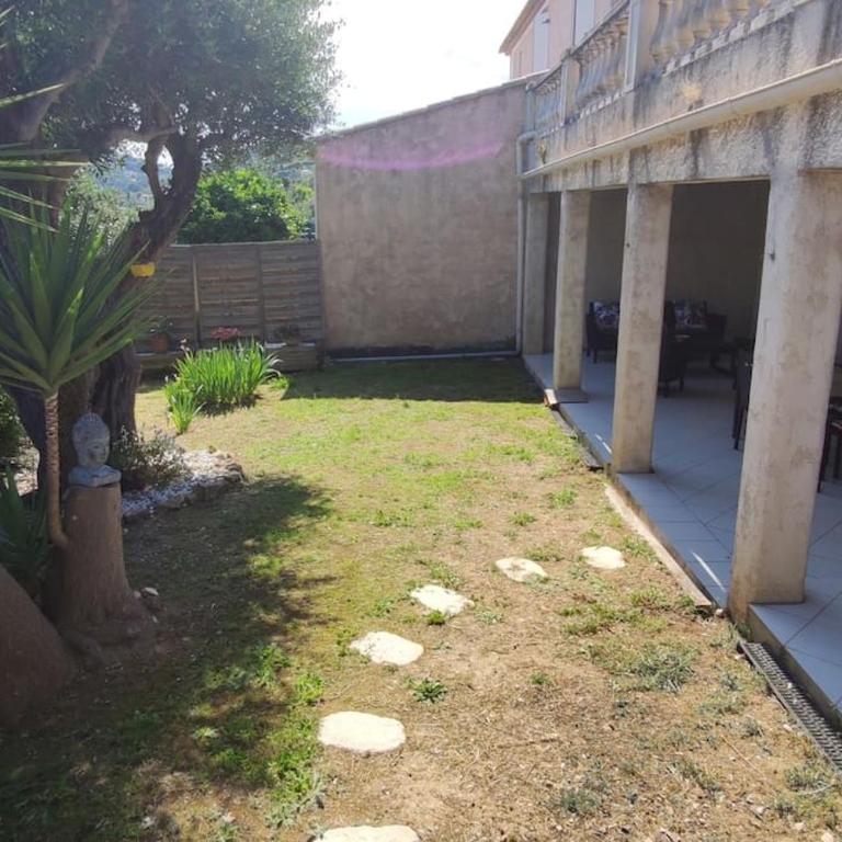 Chez LINAT - Paisible appartement avec jardin et vue mer - Appartement 2 Chambres - 3