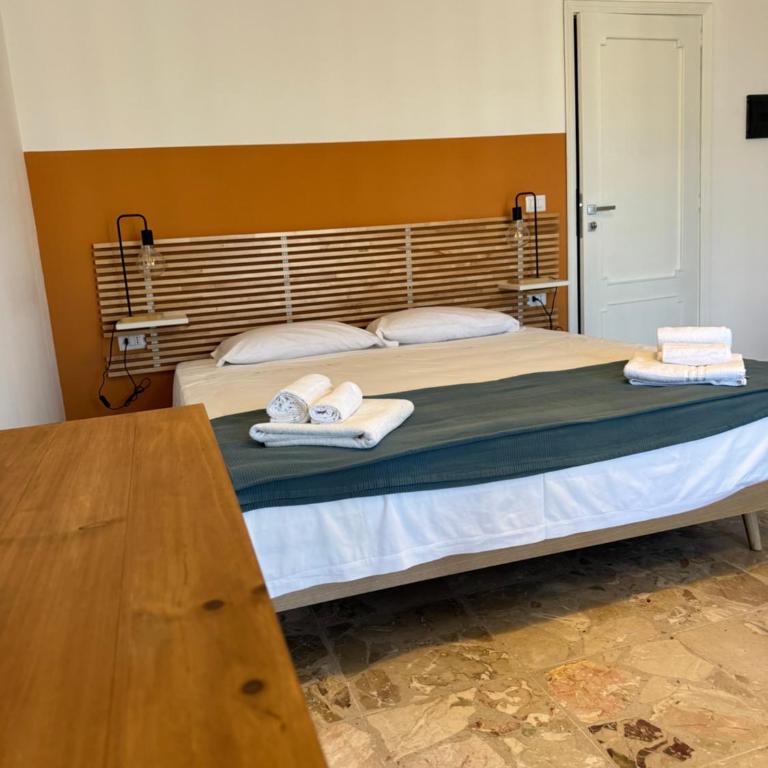 Casa Corso - Deluxe King Room - 1