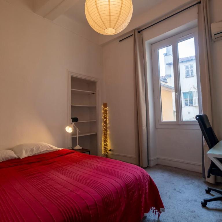 Appartement spacieux vieux Nice - Appartement 3 Chambres - 9