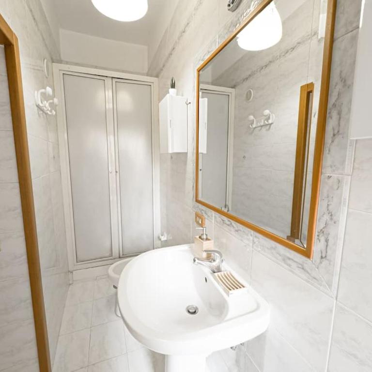 Museo&Dante - 2bedroom and 2bathroom con vista su Port'Alba - Three-Bedroom Apartment - 24