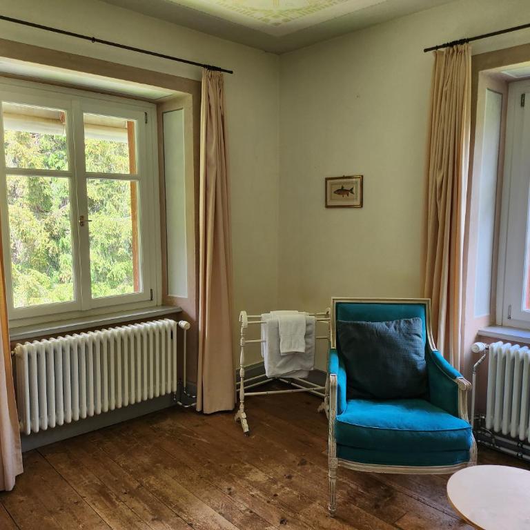 Gasthaus Crestasee - Großes Zweibettzimmer - 2