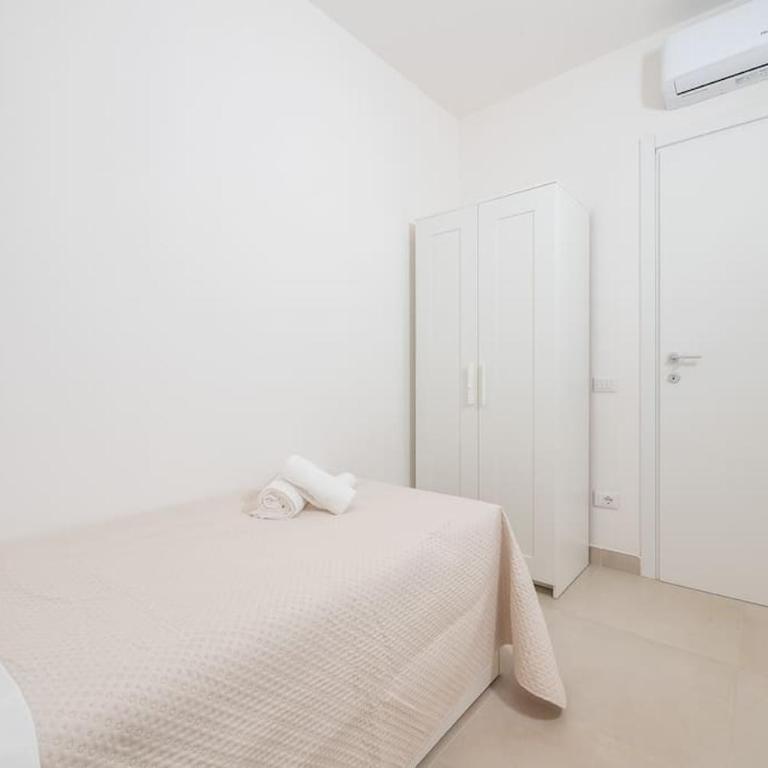 Holiday Camelia - Appartamento con 2 Camere da Letto - 4