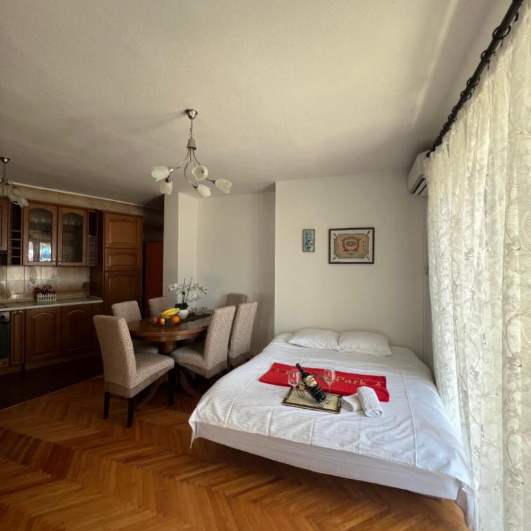 City Heart Apartments - Deluxe Double or Twin Room with Balcony - 6
