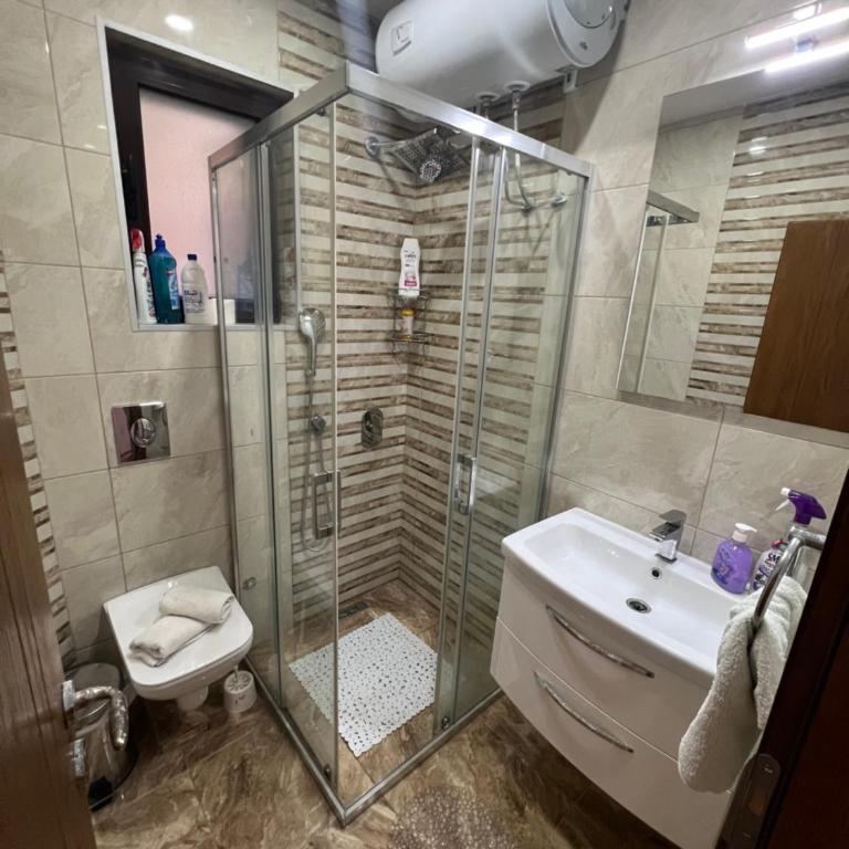 City Heart Apartments - Deluks Dvokrevetna Soba sa Bračnim Krevetom/Zasebnim Krevetima i Balkonom - 1