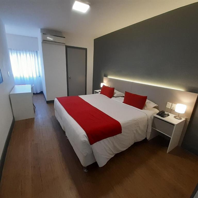 Oxford Hotel - Classic Triple Room - 3