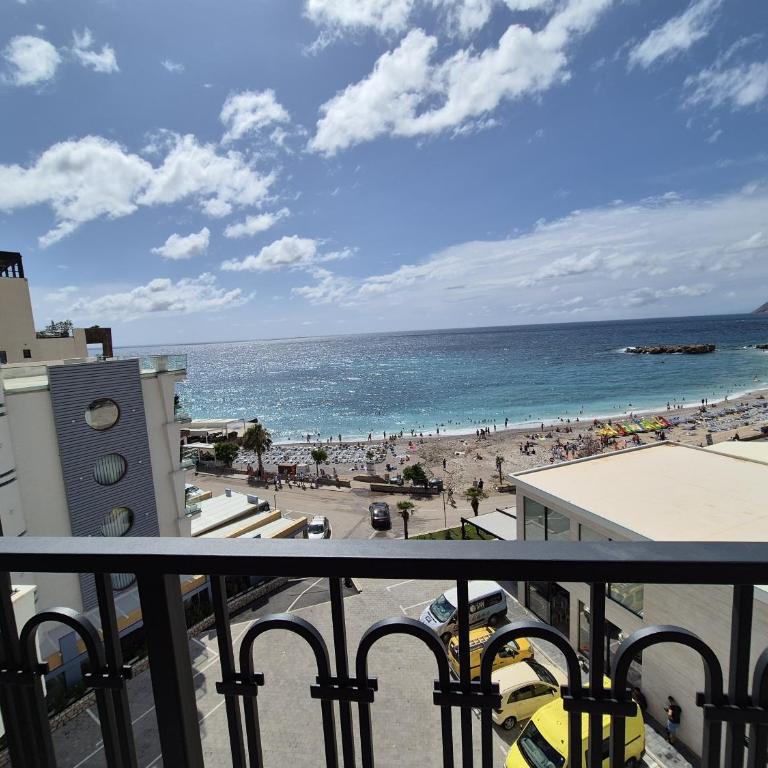 Skyline Apartments - One-Bedroom Apartment with Balcony and Sea View - 47