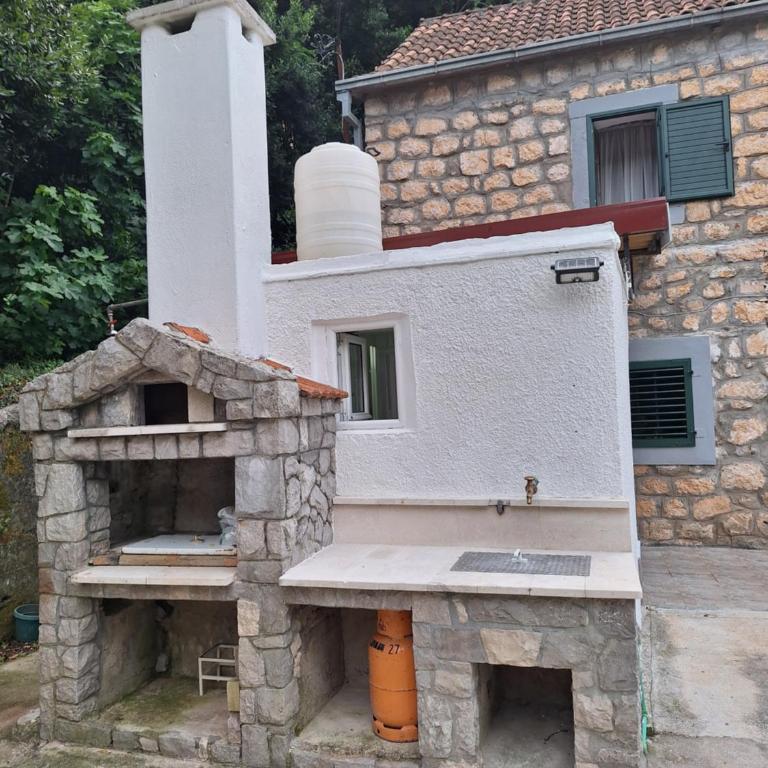 Old stone house Danka - Two-Bedroom Villa - 10