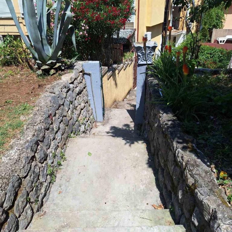 Old stone house Danka - Two-Bedroom Villa - 11