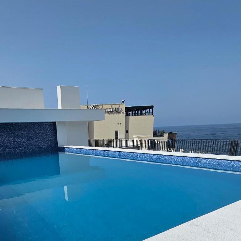 Skyline Apartments - One-Bedroom Apartment with Balcony and Sea View - 16