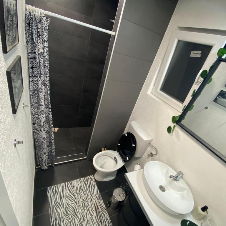 Kuća za odmor MERLIN HOUSE - Kuća sa 1 Spavaćom Sobom - 43