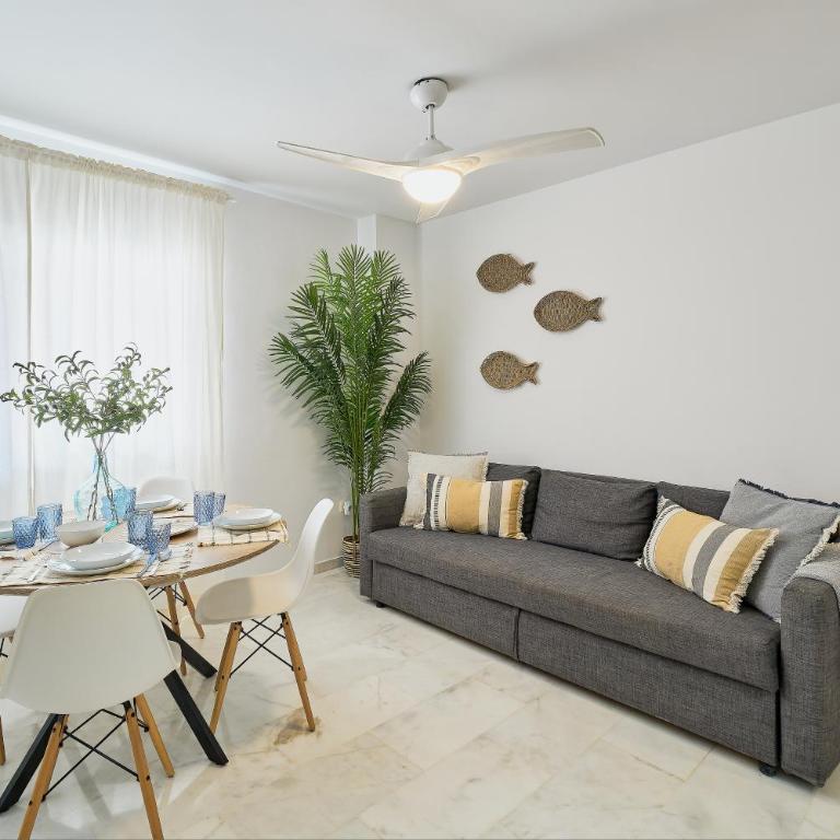 Fuengirola Beach Apartment by Stay Belonio - Apartment with Balcony and Sea View - 8