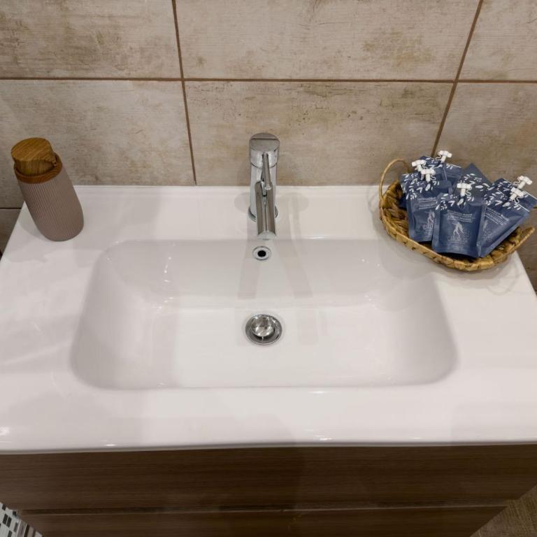 La Casa di Samu - Appartamento con 1 Camera da Letto - 10