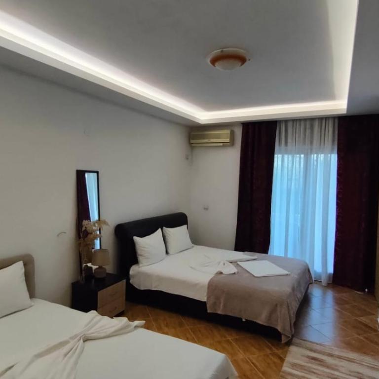 Lula Apartments - Triple Room with Balcony - 13