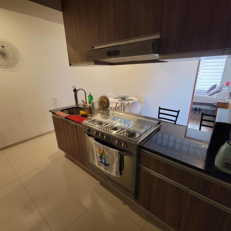 WTC Suites - Deluxe Room - 1
