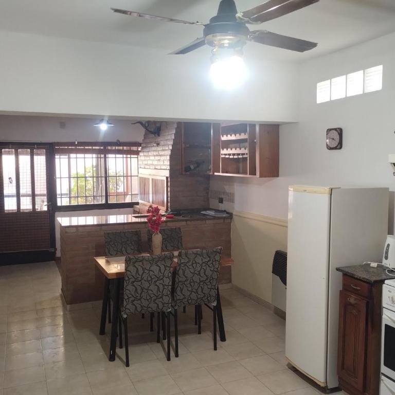 Lo de Claudia - Two-Bedroom House - 8