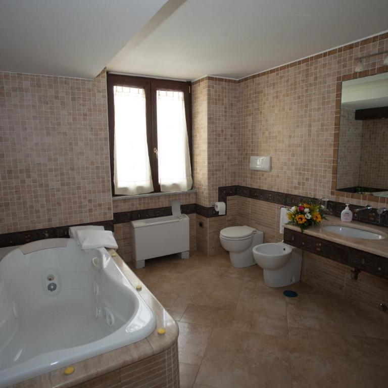 B&B Nel Regno di Napoli - Suite con Vasca Idromassaggio - 10