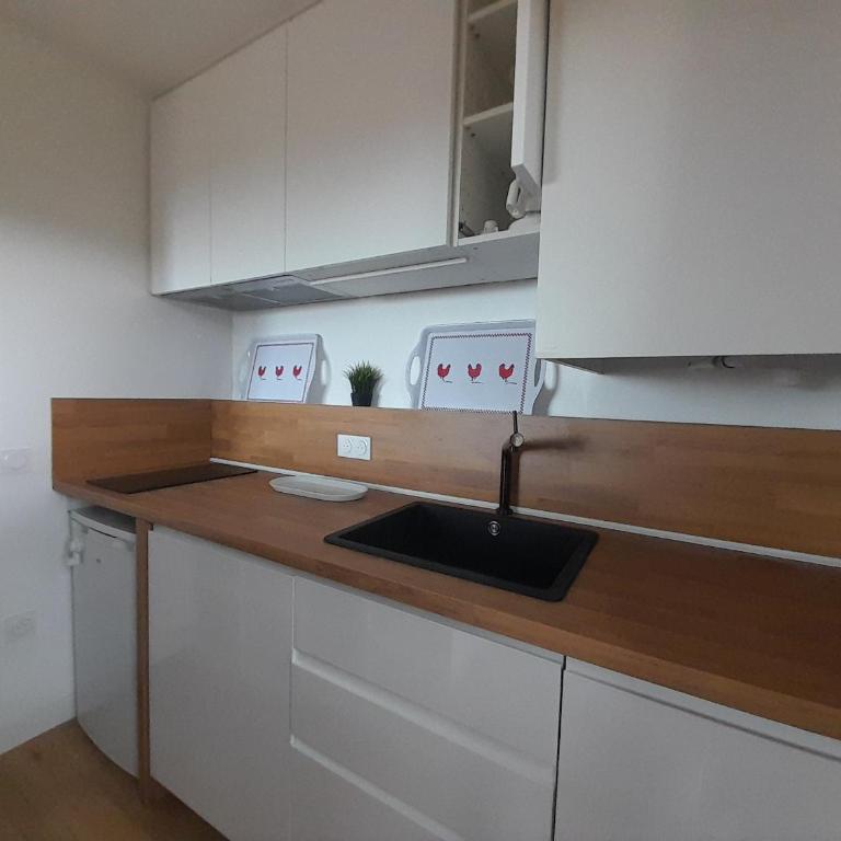 Studio Renové avec Balcon à Deux Pas des Plages d'Anglet - Apartment mit 1 Schlafzimmer - 5