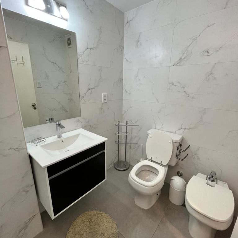 Impecable depto dos dormitorios centro de Rosario - Two-Bedroom Apartment - 20