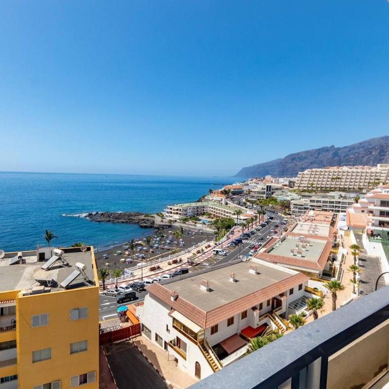 Ocean Breeze Apt by Dream Homes Tenerife - Apartamento con vistas al mar - 2