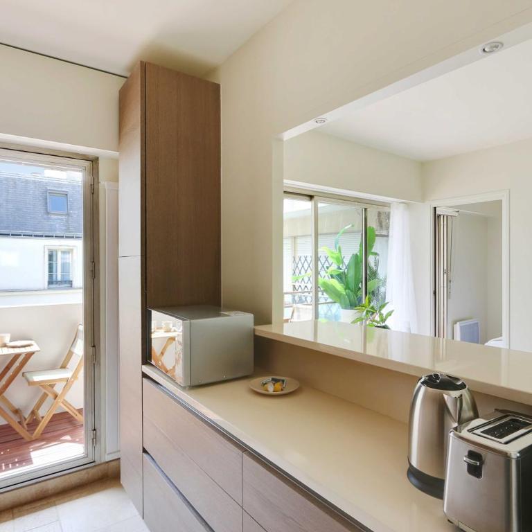 Chic apartment - 1BR-4P - Place des Vosges - Appartement 1 Chambre avec Balcon - 9