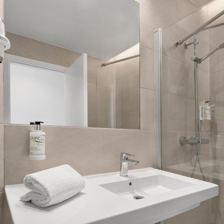 B&B HOTEL Benidorm Finestrat - Habitación Doble - 5