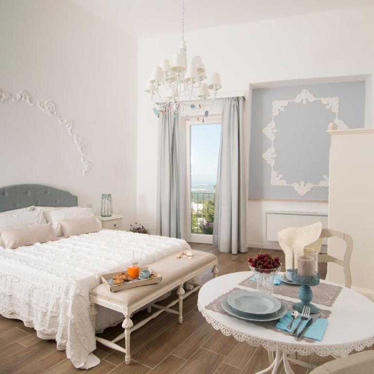 Biancadamare - Deluxe Double Room with Balcony and Sea View - 1