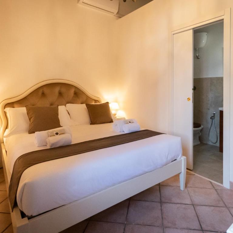 Regina Rooms Pisa - Double Room with Private Bathroom - 4