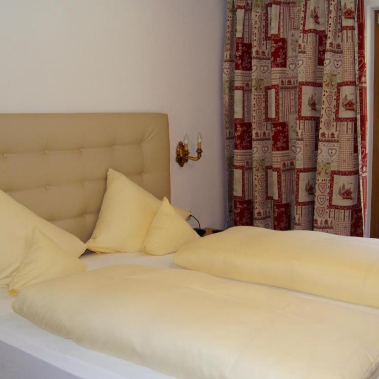 Hotel Hartenfels - Ferienwohnung mit Küchenzeile - 38