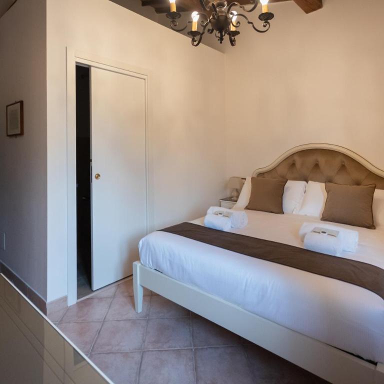 Regina Rooms Pisa - Double Room with Private Bathroom - 11
