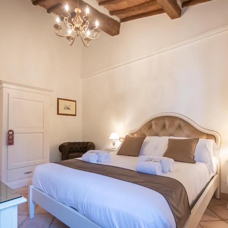 Regina Rooms Pisa - Double Room with Private Bathroom - 13