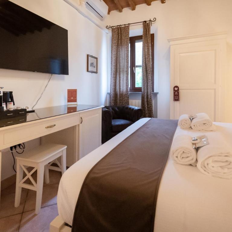 Regina Rooms Pisa - Double Room with Private Bathroom - 12