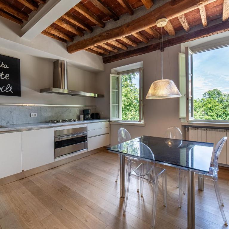 Charming Apartment in Lucca's Historic Center - Appartamento con 2 Camere da Letto - 26