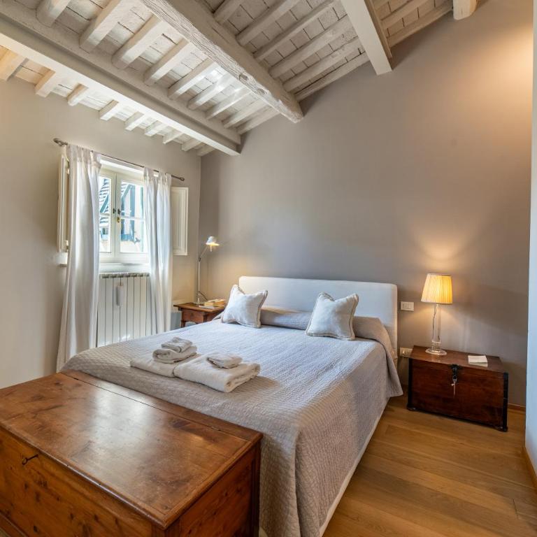 Charming Apartment in Lucca's Historic Center - Appartamento con 2 Camere da Letto - 37
