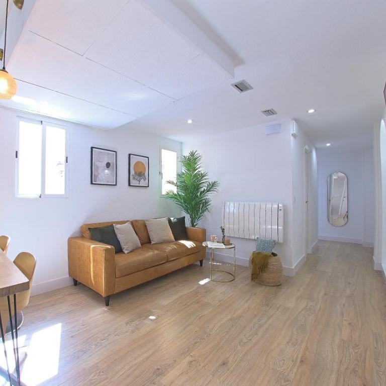 ABAL Apartments - Central Market - Apartamento de 3 dormitorios - 57